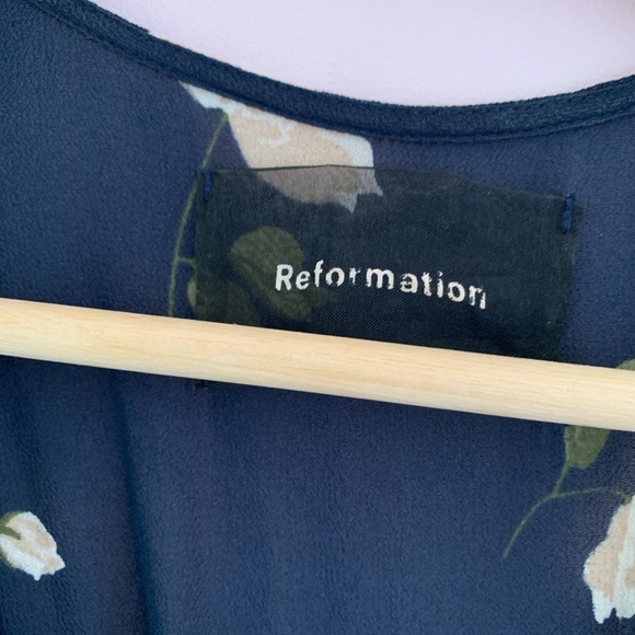 Reformation Layley Dress S Navy with Floral Patterns - Picture 9 of 10